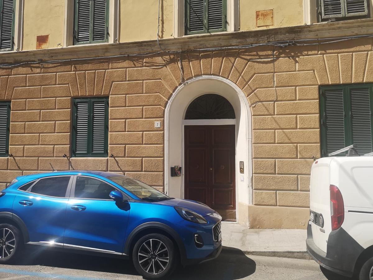 리보르노 Porta A Mare, Free Parking 아파트 외부 사진